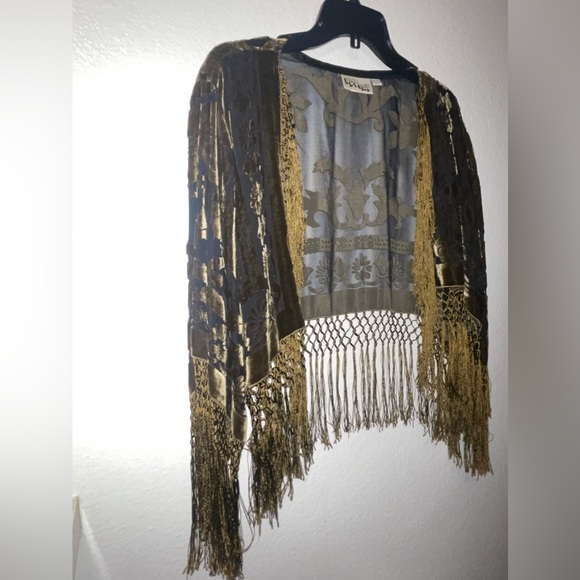 One size top - Picture 3 of 11